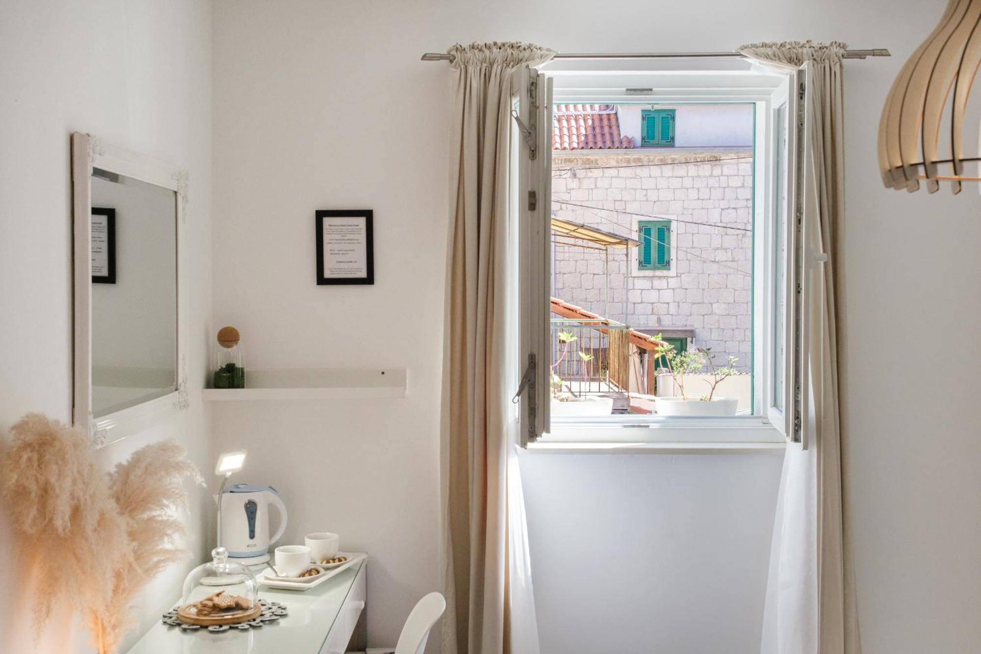 Central Split Rooms And Apartments Paese Kültér fotó